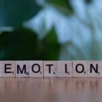 Inteligencja emocjonalna (EQ) – jak ją ćwiczyć i rozwijać na co dzień?