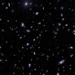 Promieniowanie kosmiczne tła – czym jest najstarsze światło we wszechświecie i co mówi nam o jego początku?