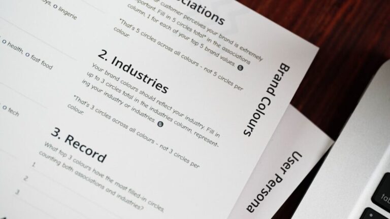 Zmiana PKD w działalności – kiedy trzeba to zgłosić i czy wpływa to na formę opodatkowania?